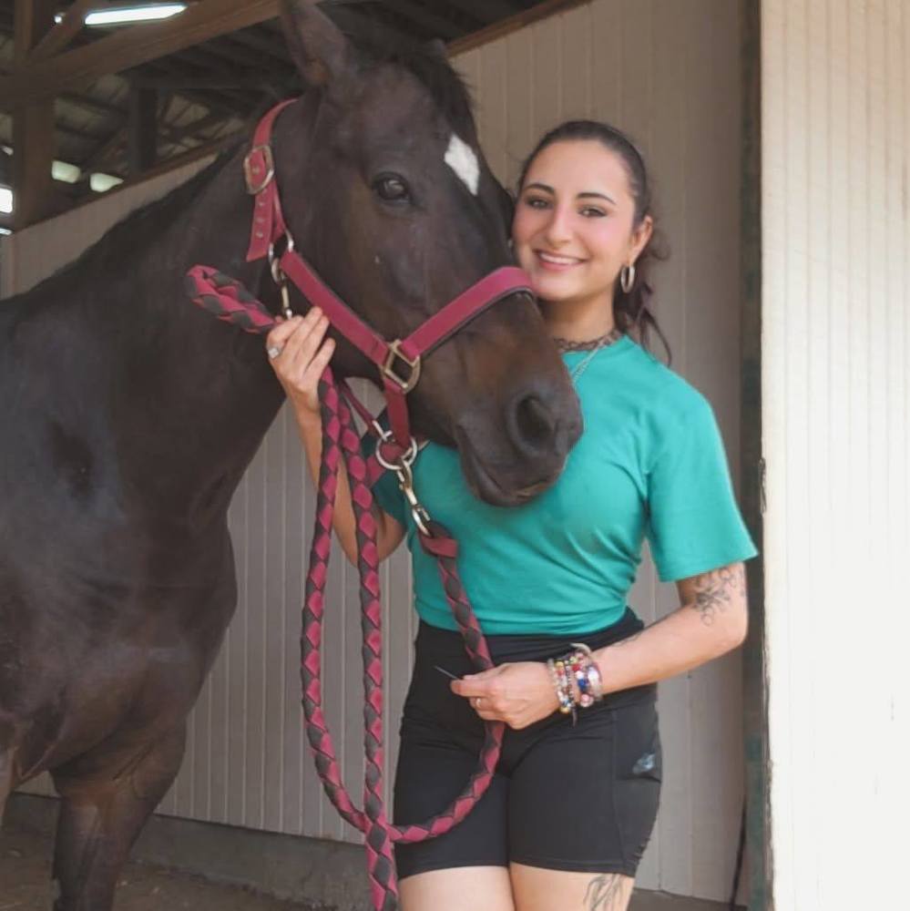 Meet your Posher, Savannah